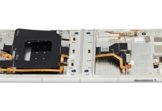 Orig. OLED Display Motorola Moto Razr 2025 mit Rahmen Lightest Sky aufgearbeitet