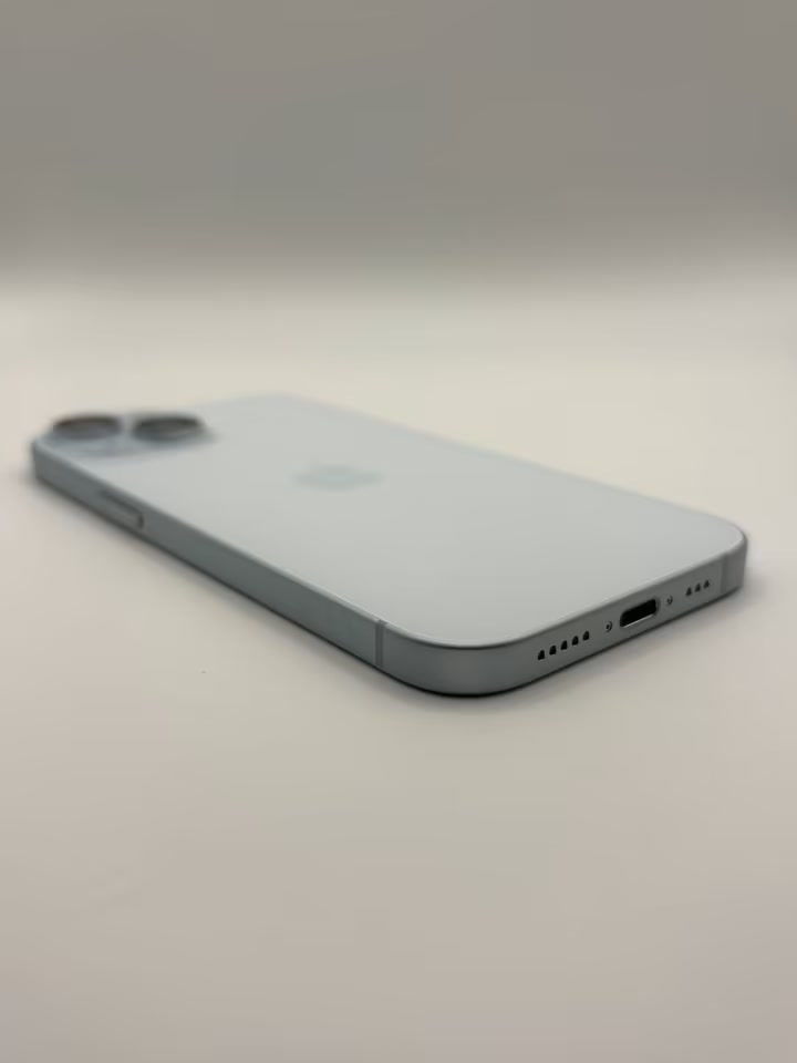 Apple iPhone 15 Blau, Rückseite und unterer Rahmen
